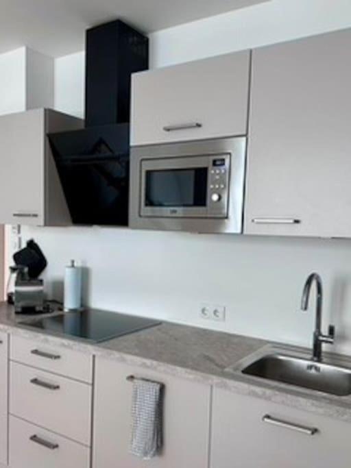 Freshly Renovated Apartment In Trendy Area L Hg21 Vienna Exterior photo