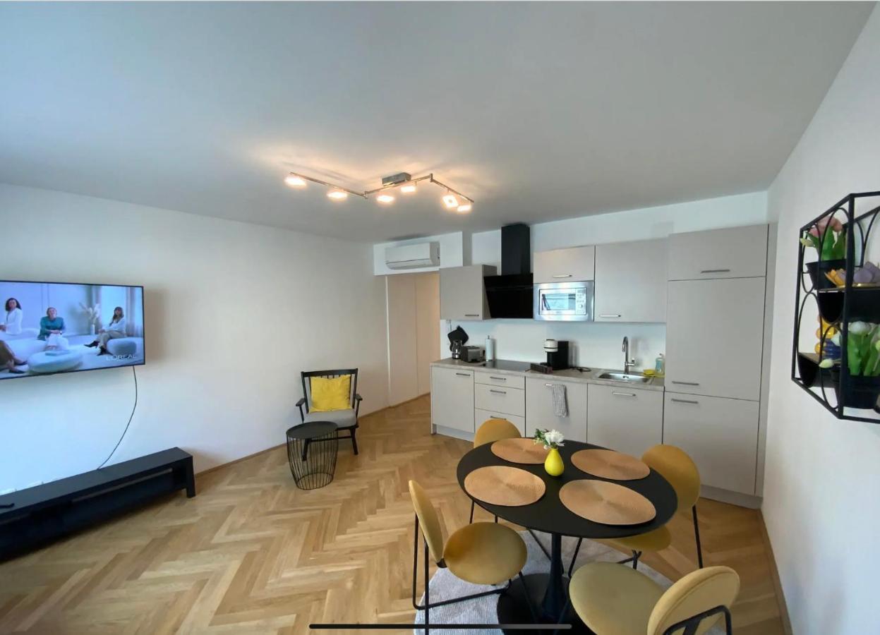 Freshly Renovated Apartment In Trendy Area L Hg21 Vienna Exterior photo